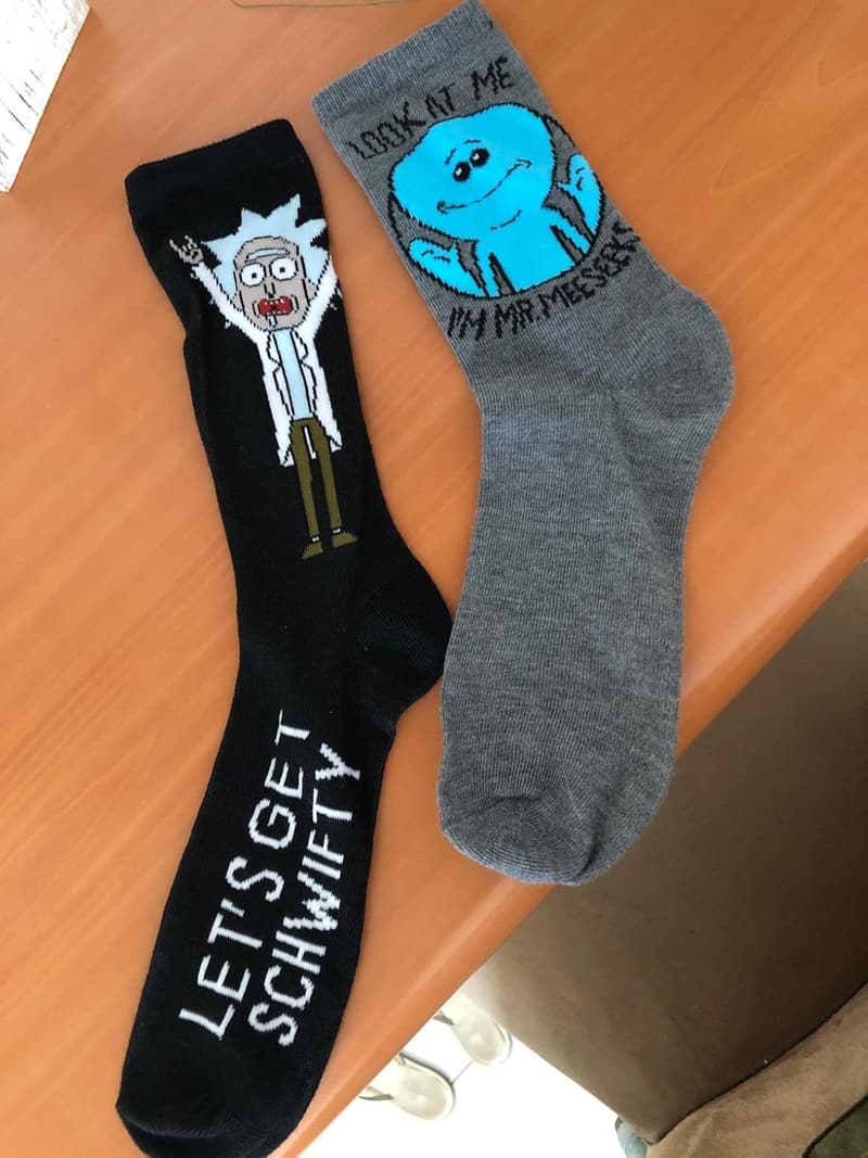 Rick and Morty Mr. Meeseeks Men's Crew Socks - 2 Pair Pack